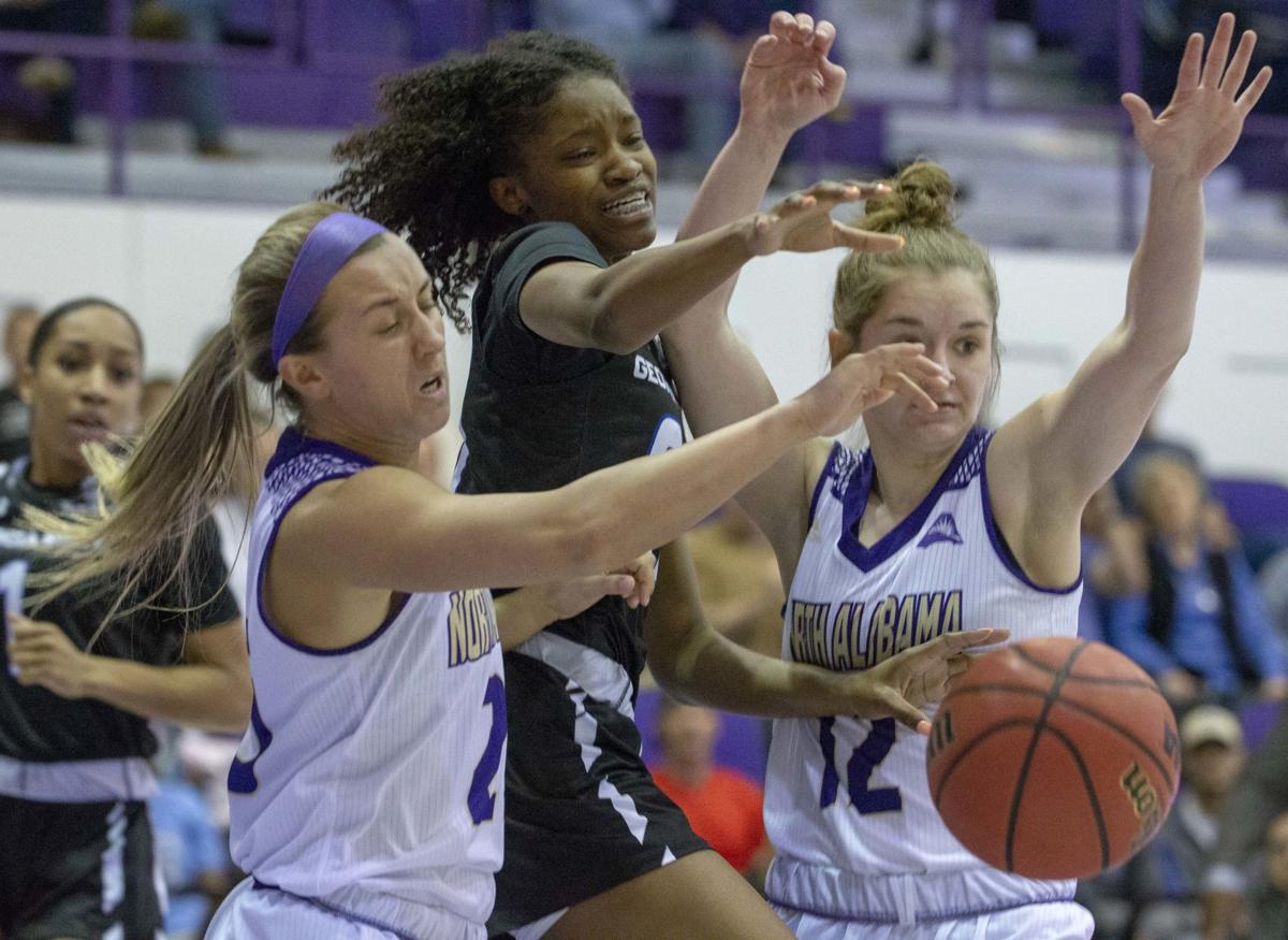 Una Women Get Their First D 1 Postseason Win 64 57 Over Georgia