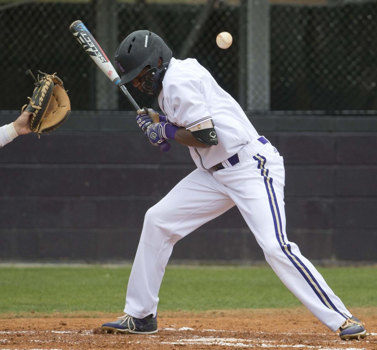 Mississippi College plays baseball doubleheader at UNA Gallery