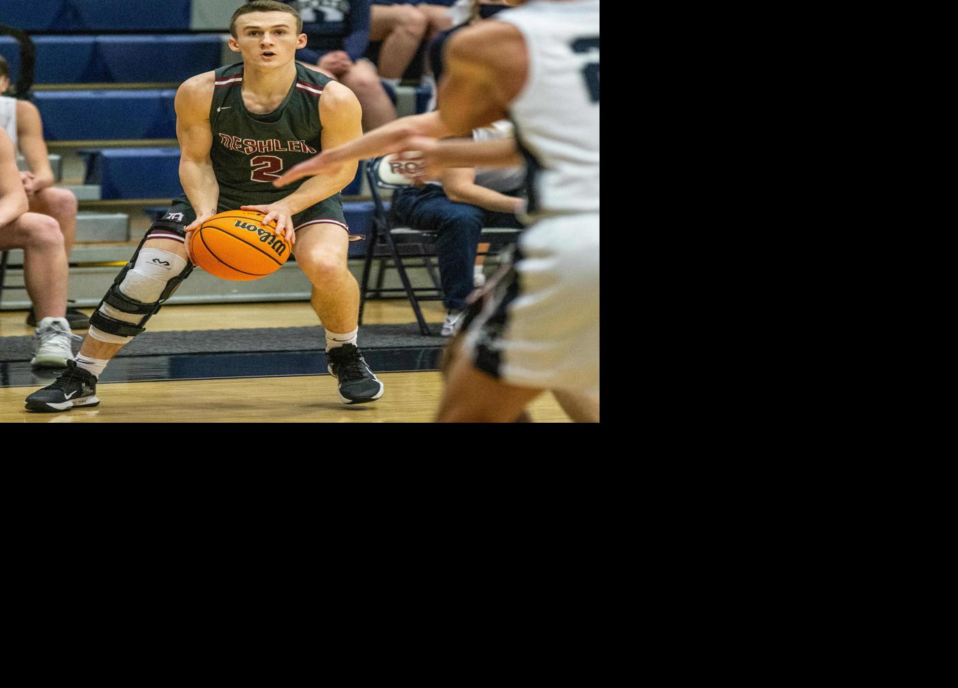 TimesDaily.com - Amid injury recovery, Deshler senior Brandon Green reaches 2,000 career points image