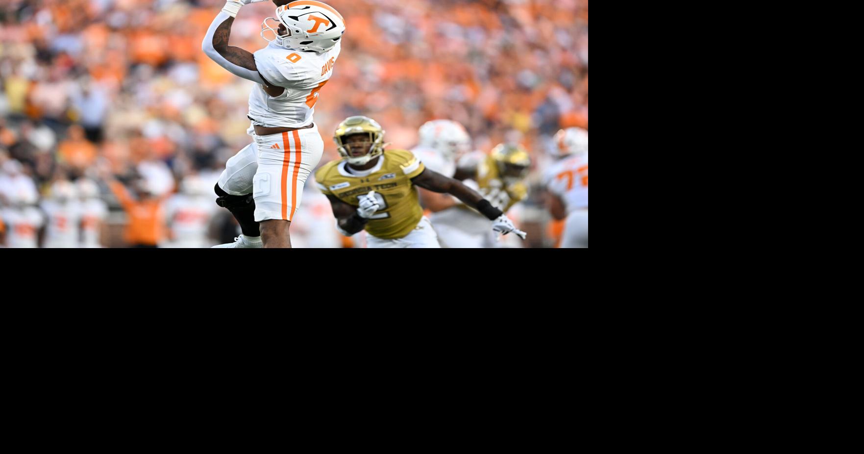 Balanced Vols checkmate Tech