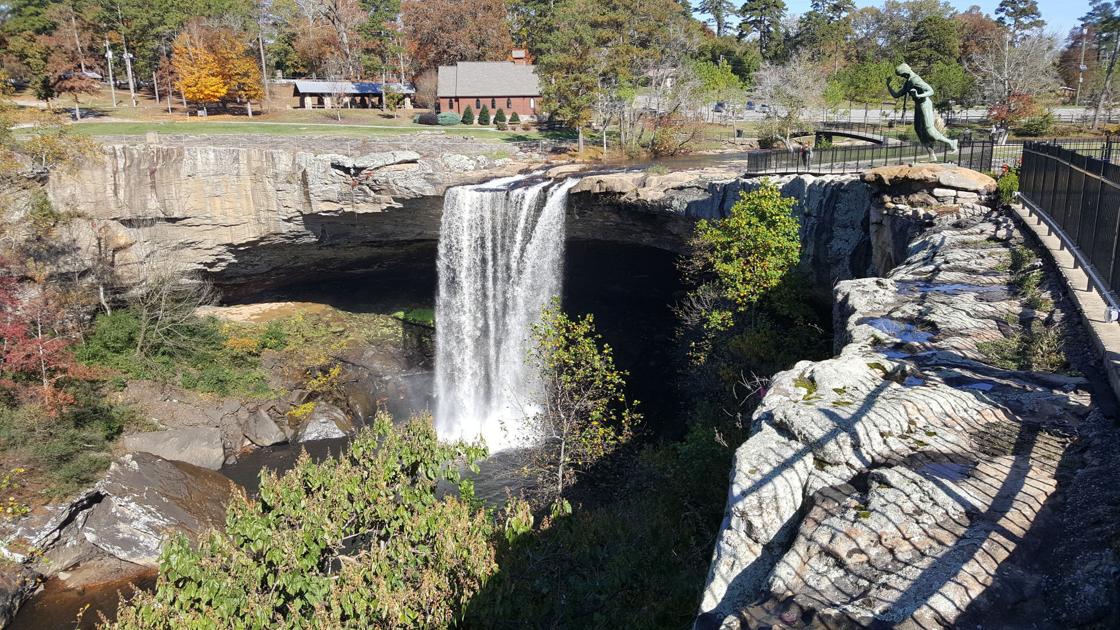 DAY TRIP Noccalula Falls Park More than a waterfall Entertainment