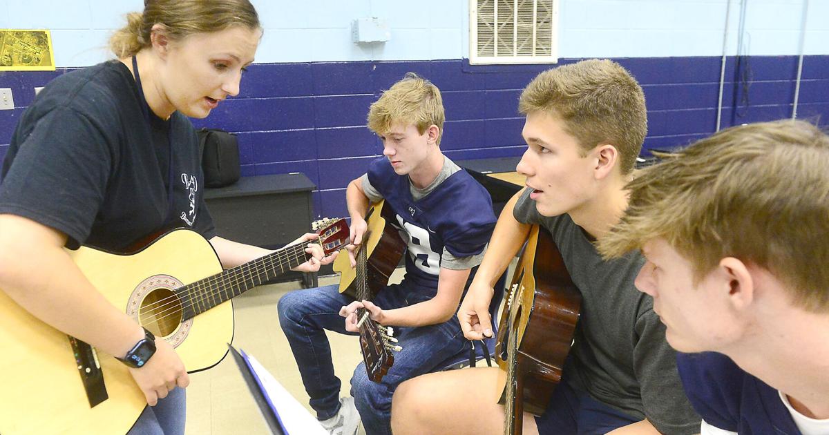 Music class keeps tradition alive at Rogers High Education