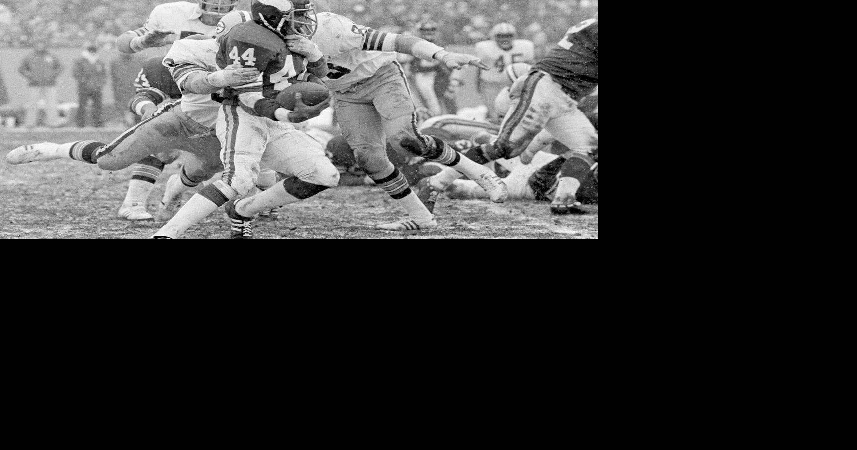 'I was OK at football back then' ExLB Weaver recalls career ahead of local HOF honor Sports