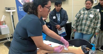 Students get lessons on careers and finances Students get lessons on careers and finances