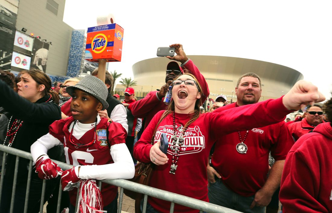 Alabama fans entertainment before Allstate Sugar Bowl Gallery