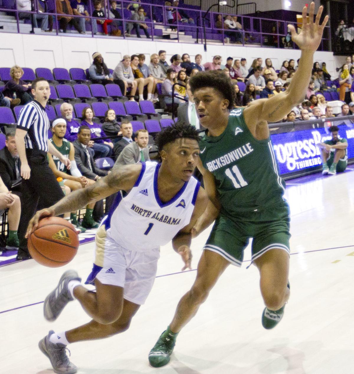Una Men 69 Jacksonville 55 King Defense Lead Lions Past