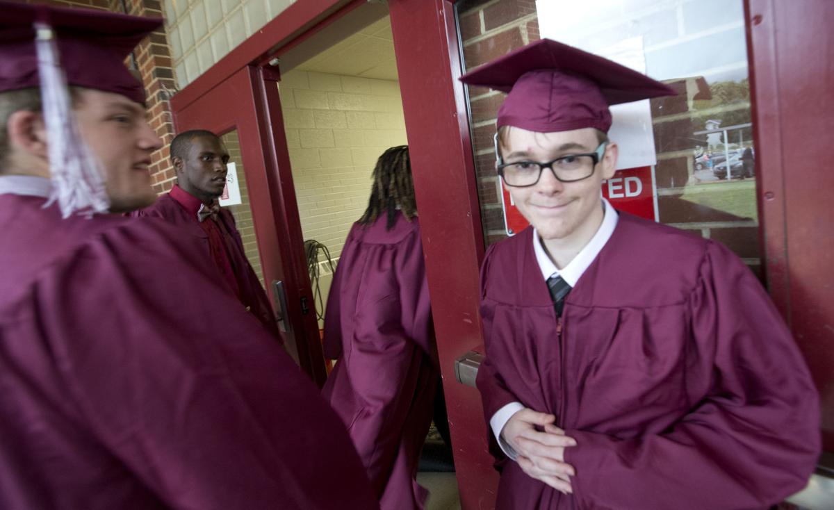 Deshler High School 2018 Graduation Gallery
