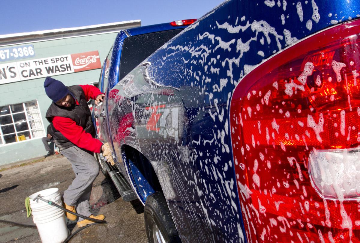 Washing Off The Grime Local News Timesdaily Com