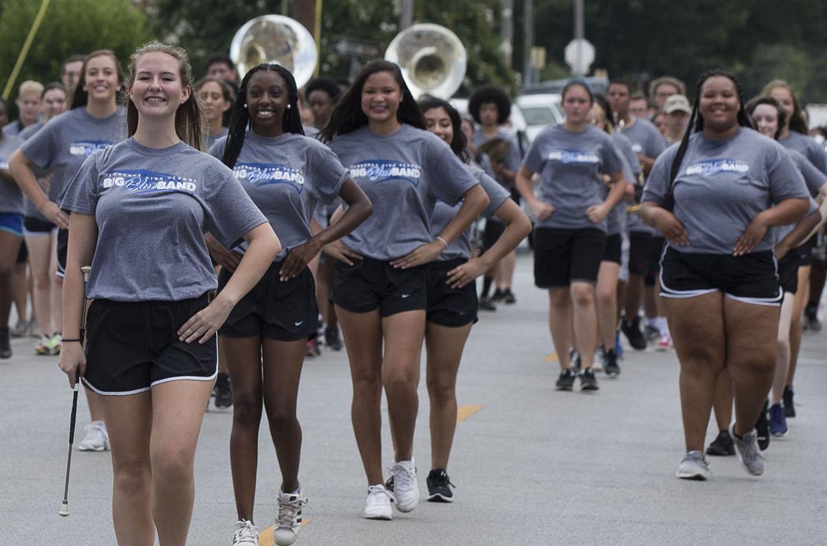 Burrell Slater High School Reunion parade Gallery