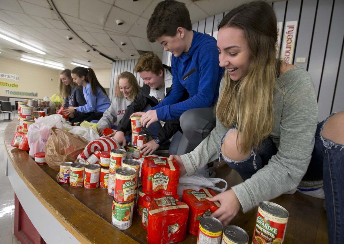Deshler Middle School students collect nearly 800 cans of pasta for
