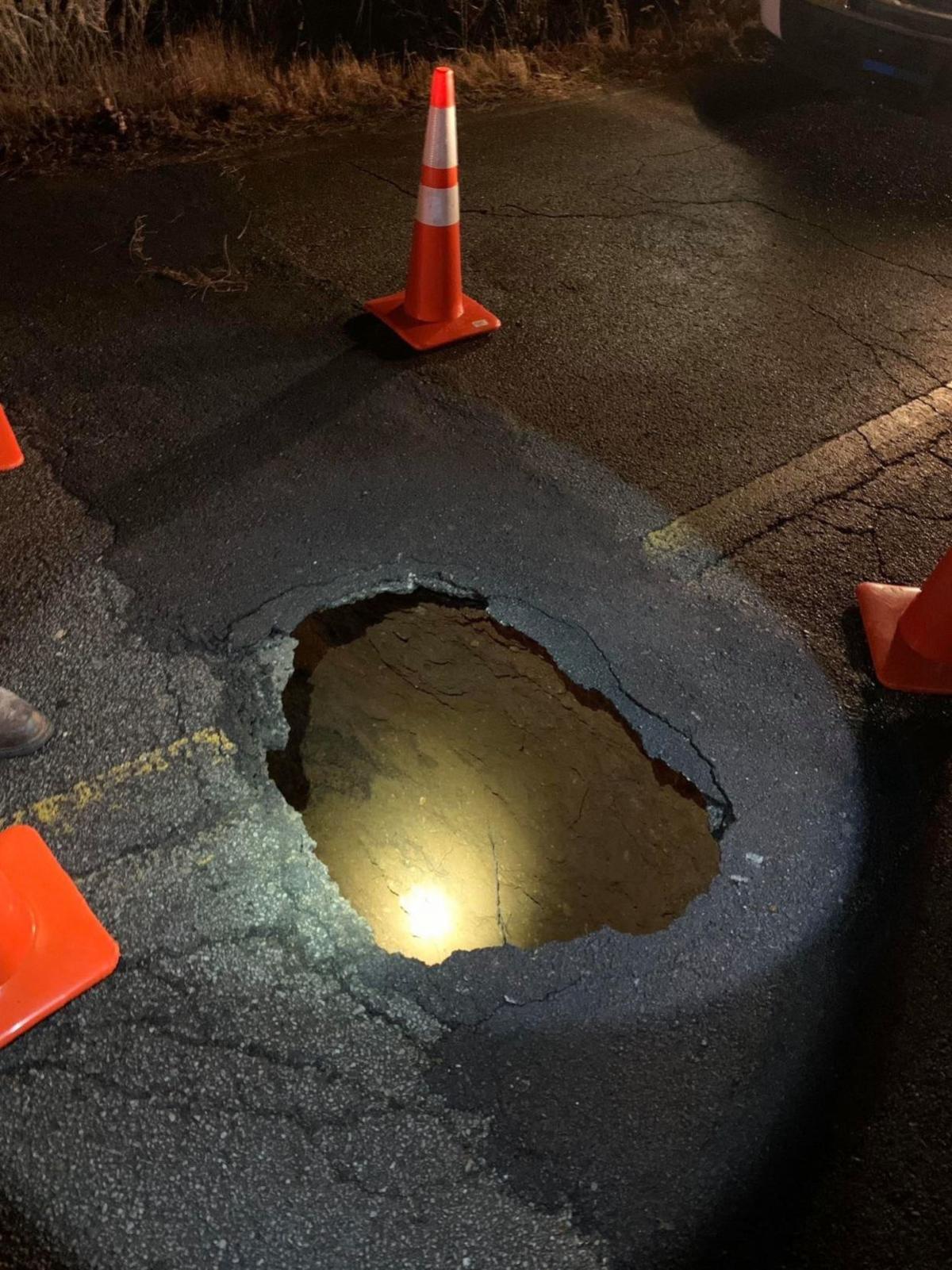 Workers repair Lauderdale road after hole discovered Local News