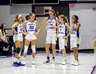 Una Women S Basketball Balanced Scoring Helps Lions Pick Up