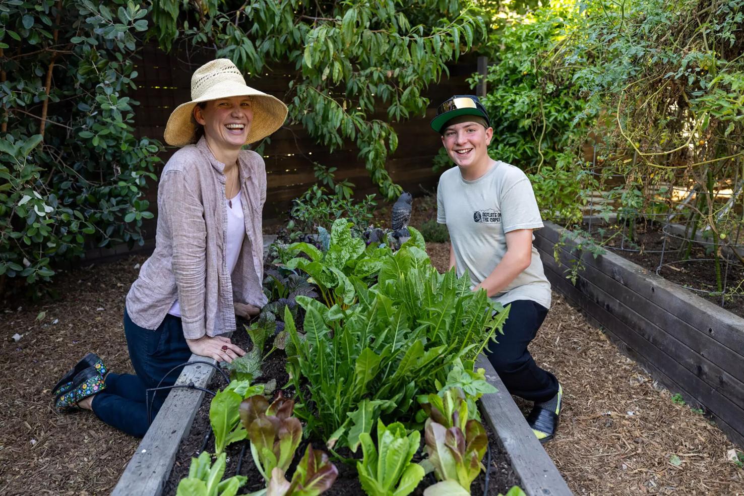 LIFEHOMELALAWNMINIFARM3LA