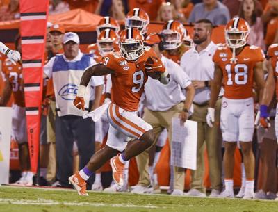 College Football No 1 Clemson Cruises Past Georgia Tech