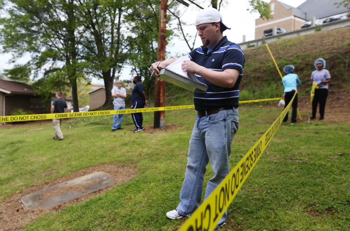 F160416 mock crime scene 3 Uploaded Photos