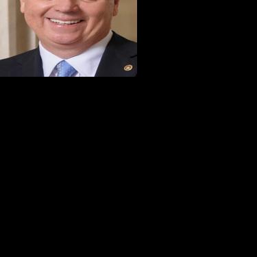 Center for Politics shifts rating for Alabama governor's race to likely Republican