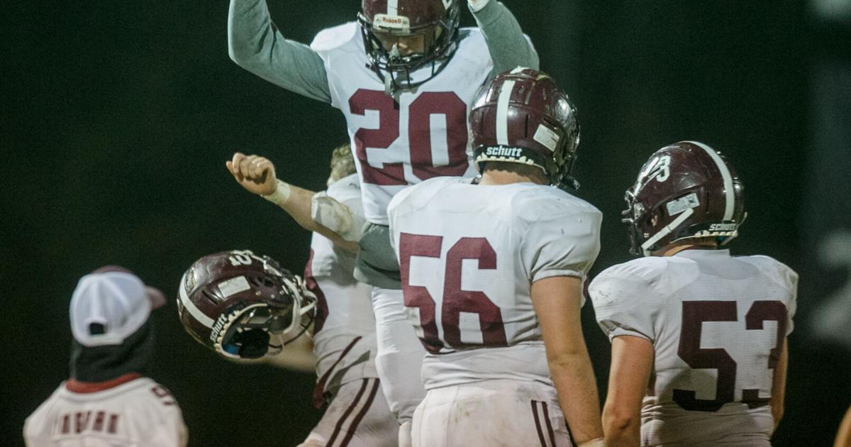 TimesDaily.com - Perfect 10: Lauderdale County Tigers mark first perfect regular season since 1972 image