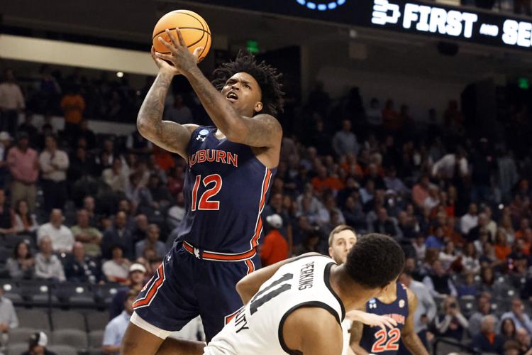 NCAA Auburn Iowa Basketball
