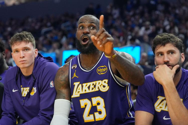 Breaking News: LeBron James Says Goodbye to Lakers, Eyes New Team for NBA Championship