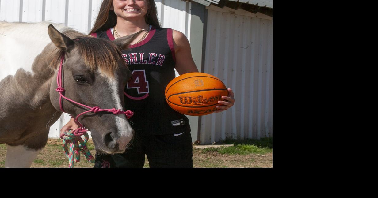 Closing in: Davis, as senior, first seeks record, then title | Sports ...