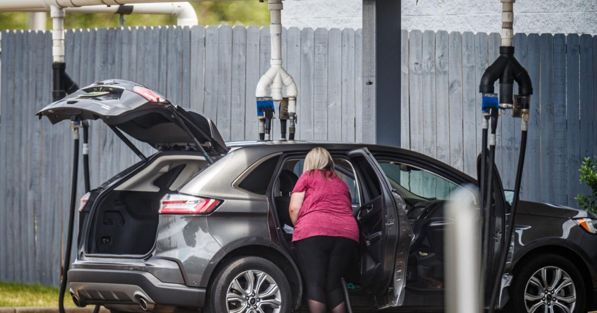 Muscle Shoals approves new license fee for car washes | Local News