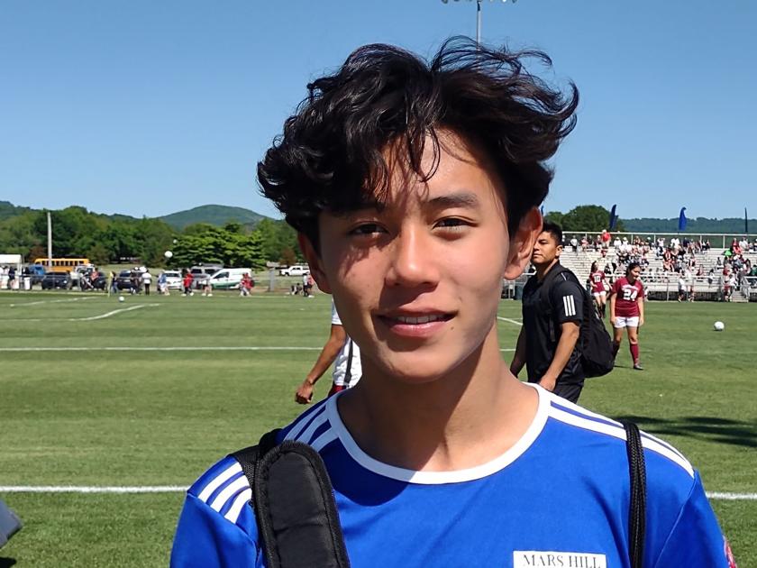 TimesDaily.com - Jingu Kim sends Mars Hill soccer into state final image