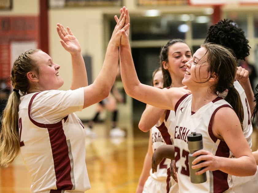 TimesDaily.com - Deshler girls avenge January rout, beat Rogers for area title image