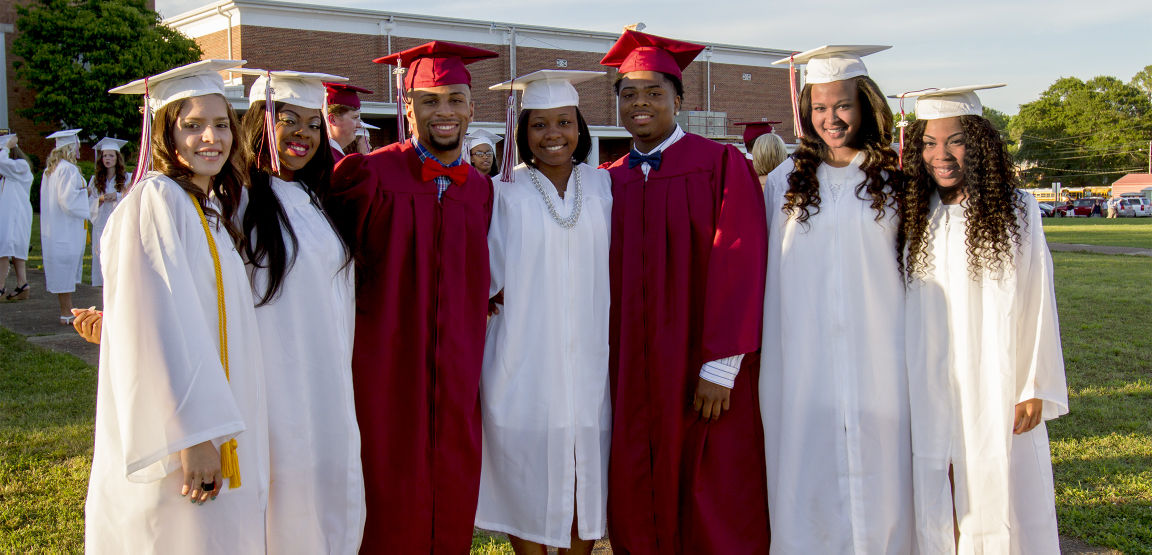 Deshler High School Graduation Gallery