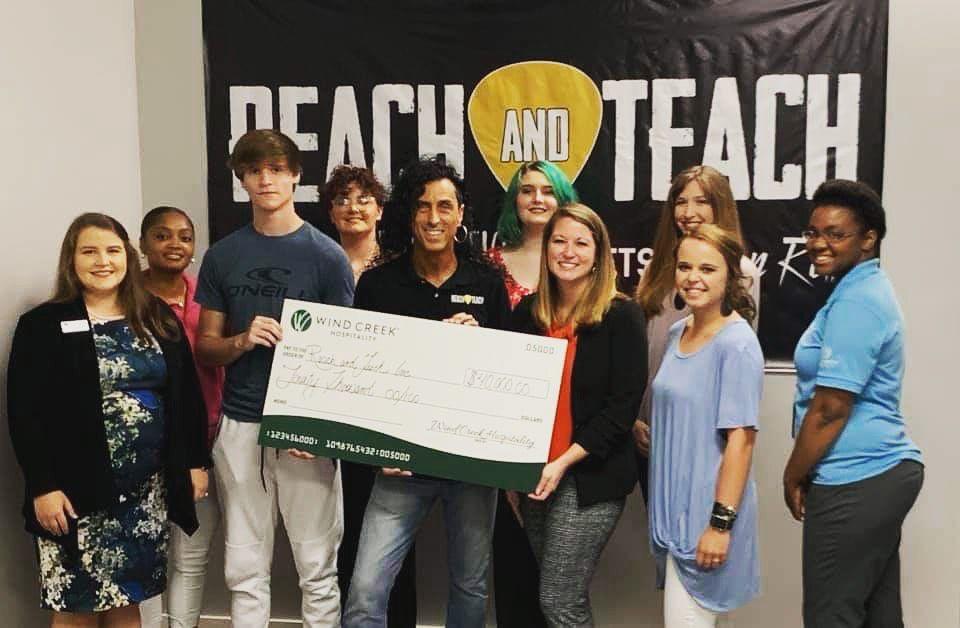 Reach And Teach Wins 40k Grant In Video Contest Education