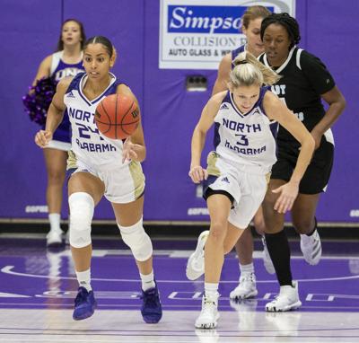 Una Women S Basketball Una Gets Test At Iowa Una Sports