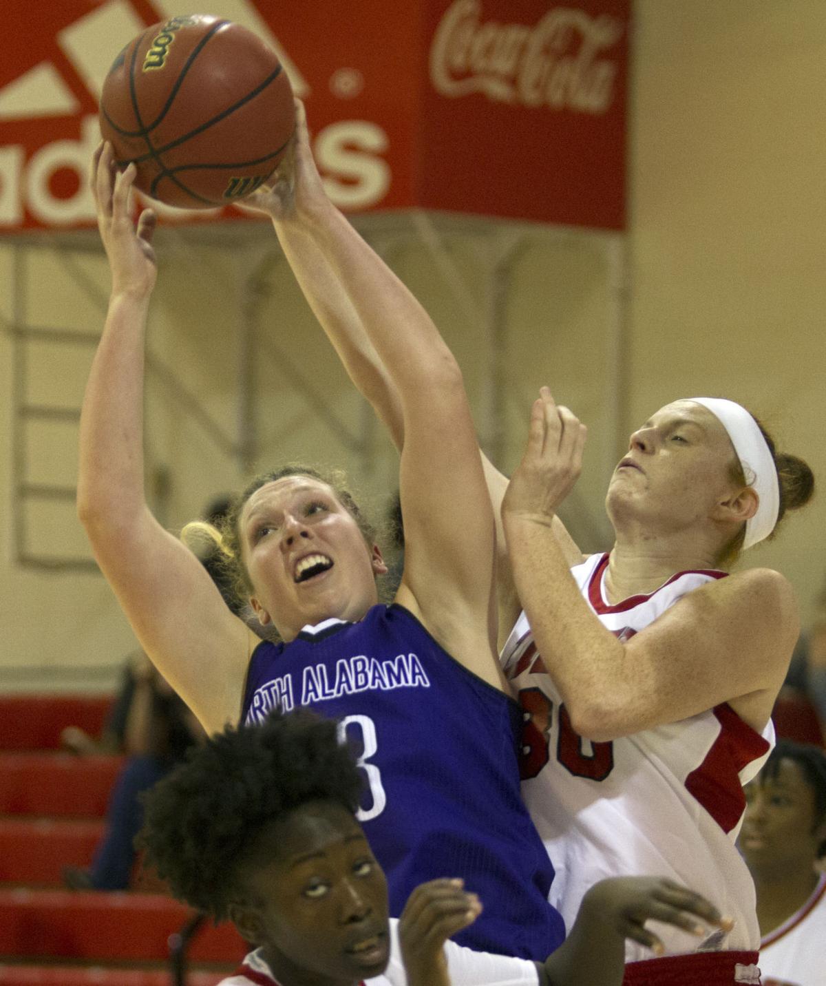 Gsc Women S Basketball Big Second Half Leads Una Past West