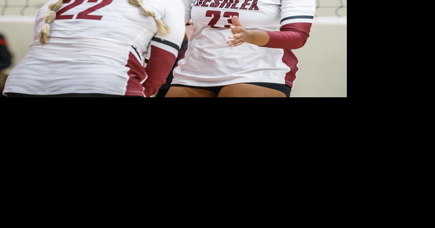 TimesDaily.com - Thursday's volleyball roundup: Siegel sisters sizzle for Deshler image