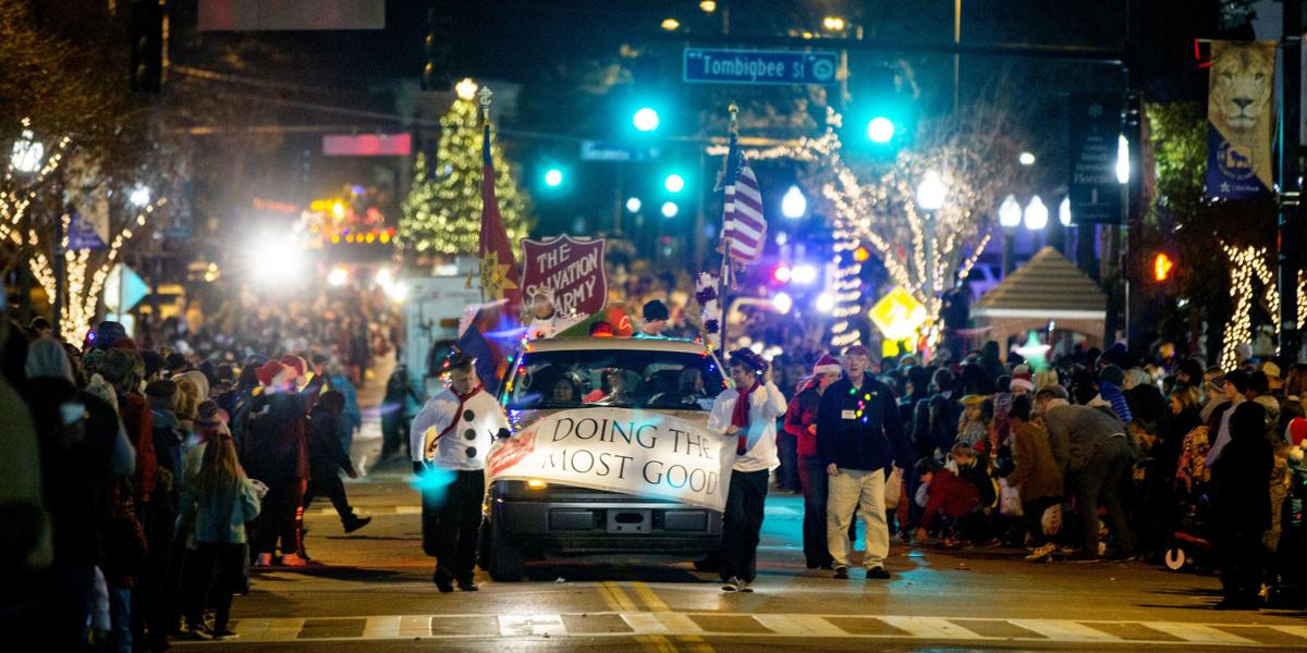 Hartselle Christmas Parade 2021 And Time 2019 Florence Christmas Parade Gallery Timesdaily Com