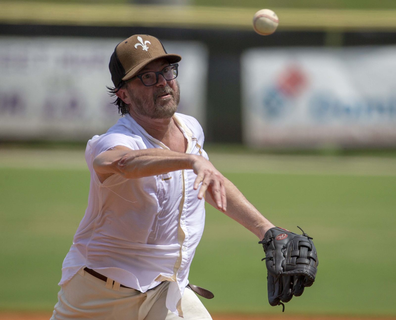 Billy Reid s Shindig 11 celebrity baseball game Gallery