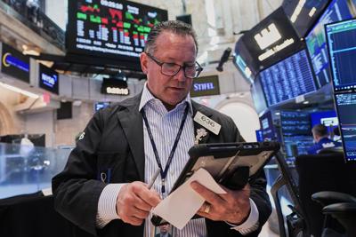 Oil prices fall below $80 per barrel with mixed US stocks