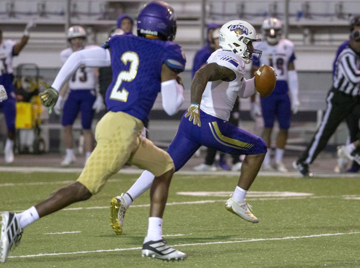Una Spring Game Late Turnover Seals Win For Team White Una