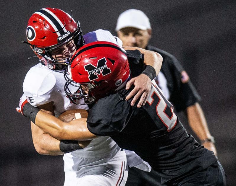 TimesDaily.com - Muscle Shoals starts fast, holds off Decatur image