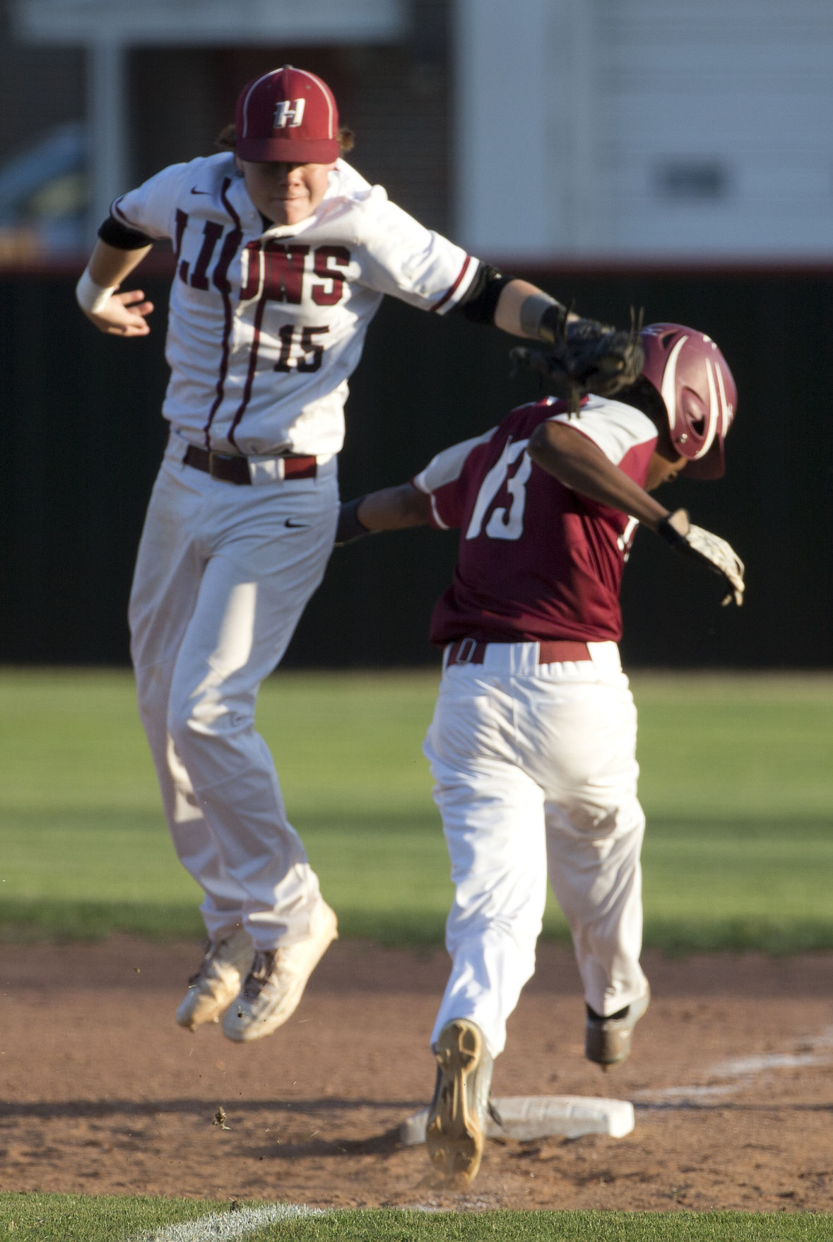 Prep Baseball Playoffs Haleyville rallies to force Game 3 vs. Deshler