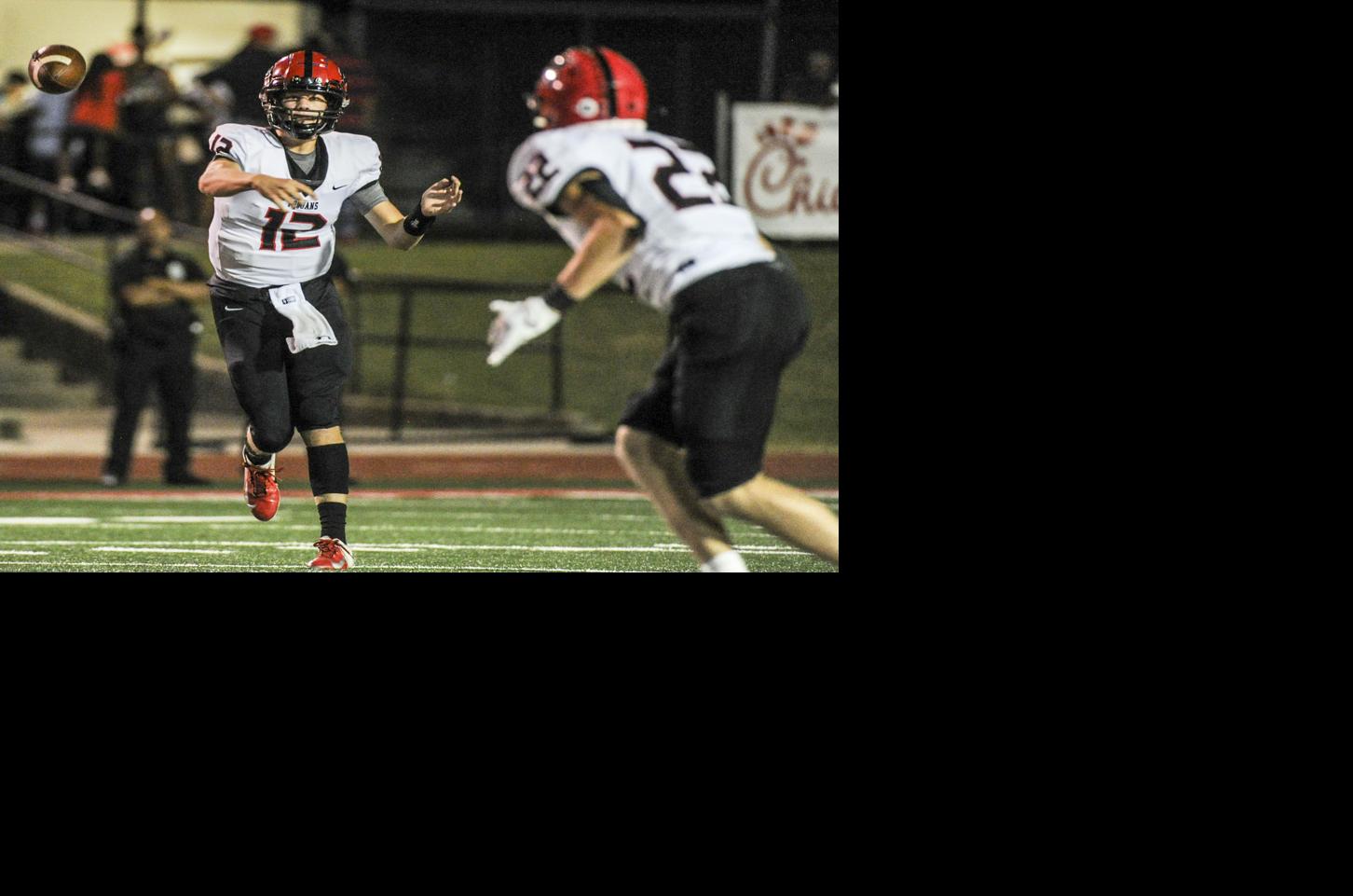 TimesDaily.com - Muscle Shoals stays unbeaten, continues success vs. Decatur image