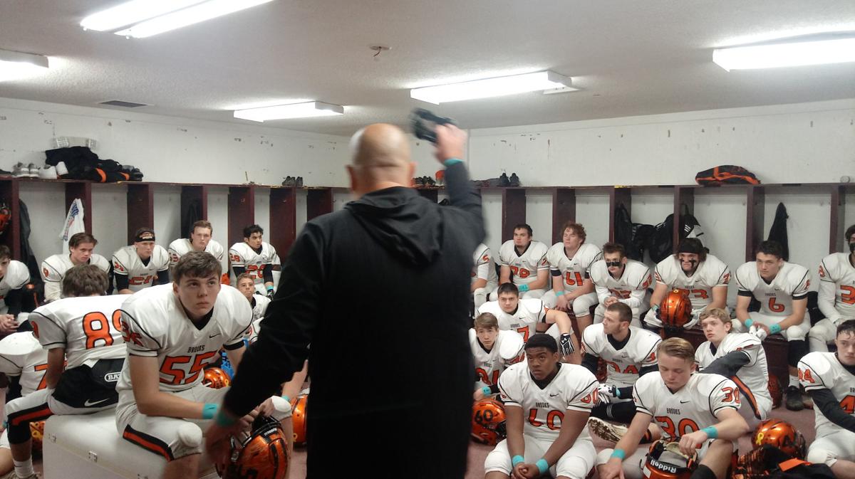 High School Football A Road Trip With Brooks High School