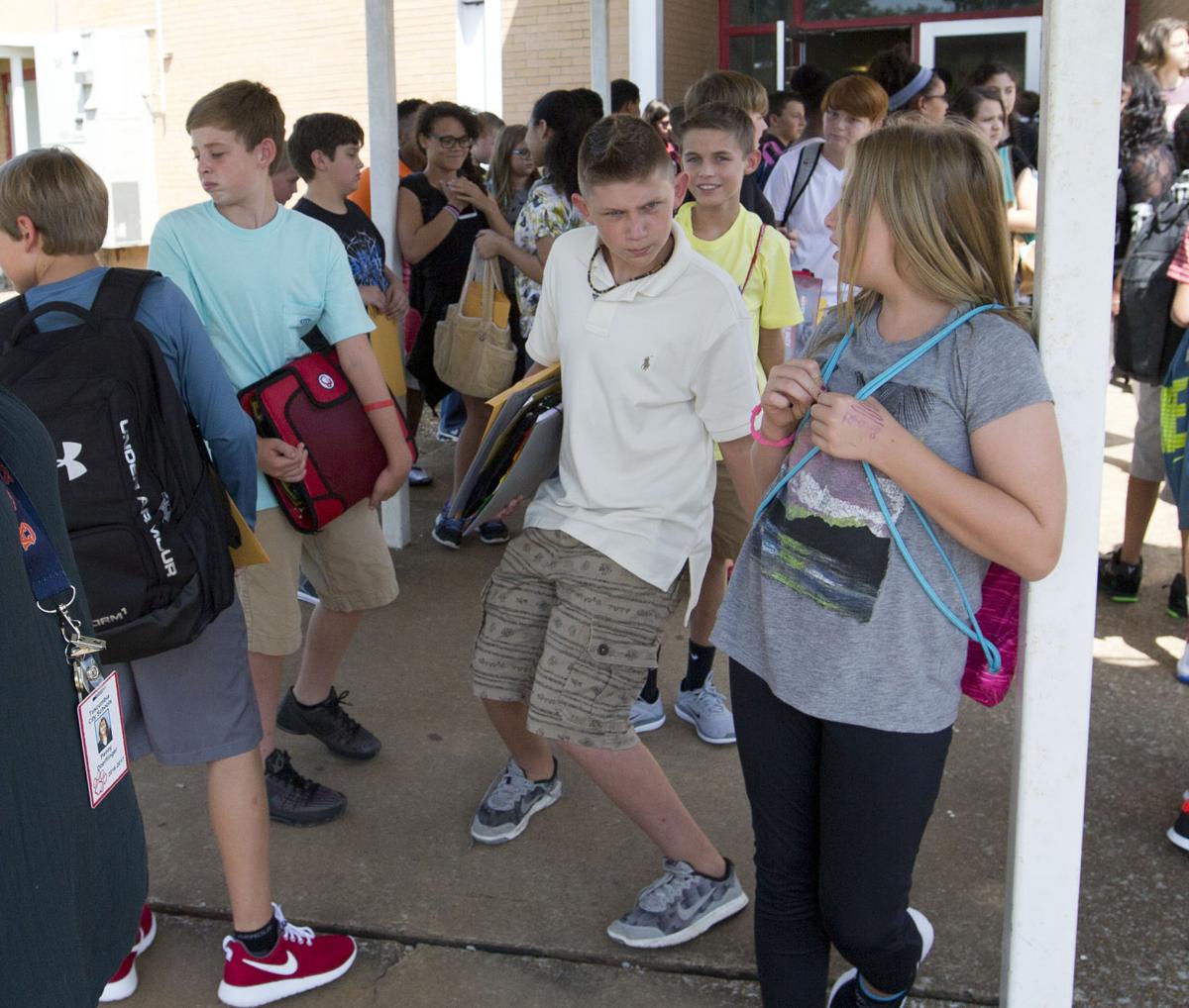 First day of school at Deshler Middle School ends Gallery