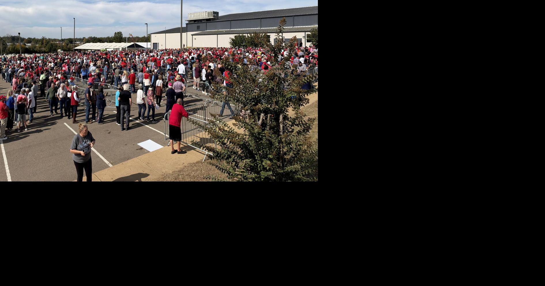 Thousands in line for Trump rally | Elections | timesdaily.com