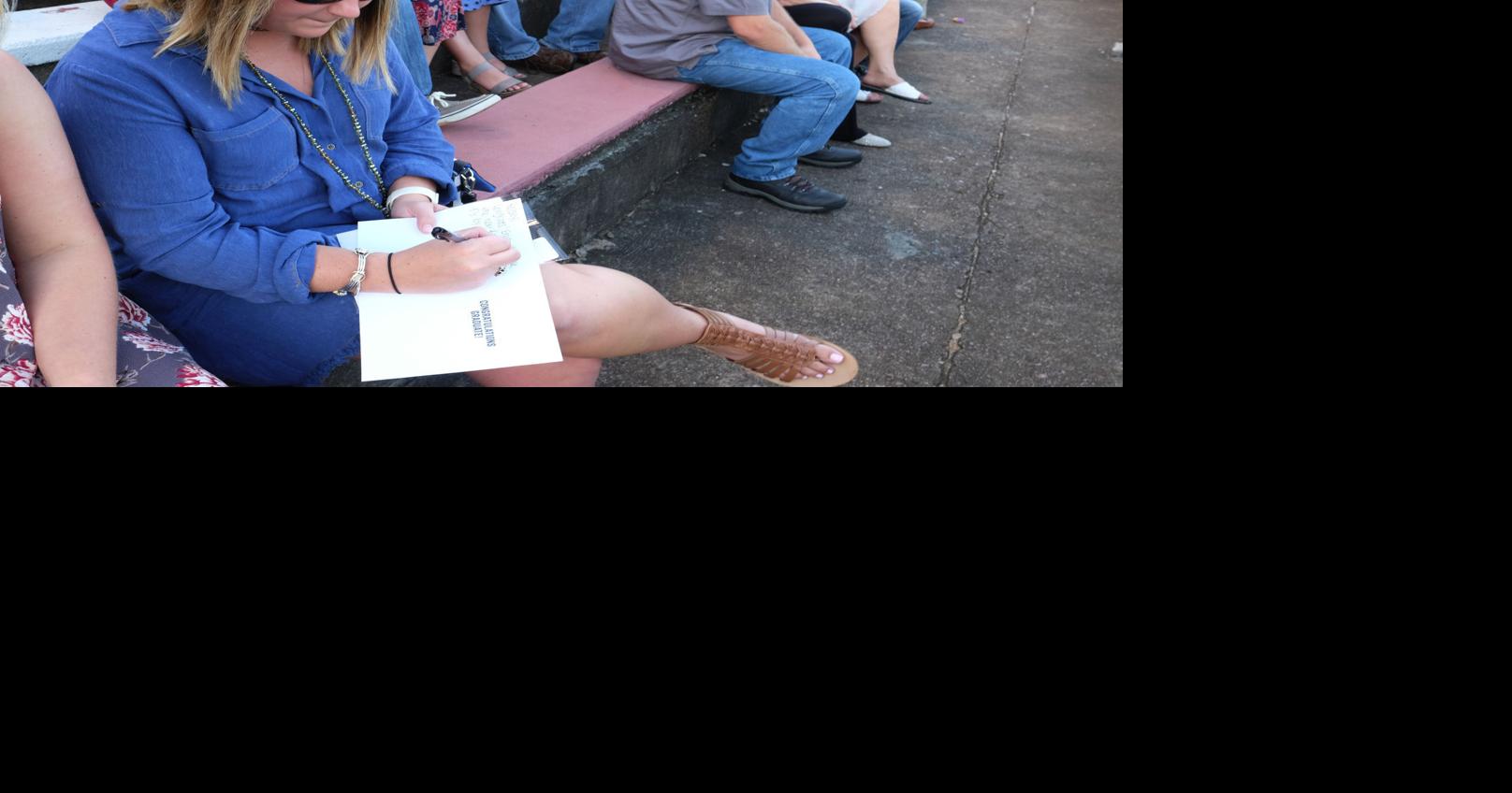 Deshler High School Graduation Gallery