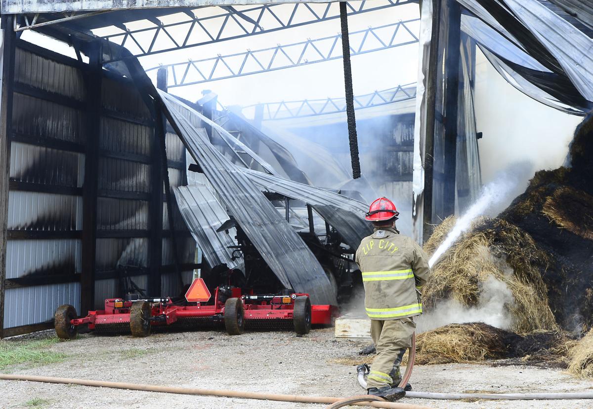 Barn Fire08.jpg