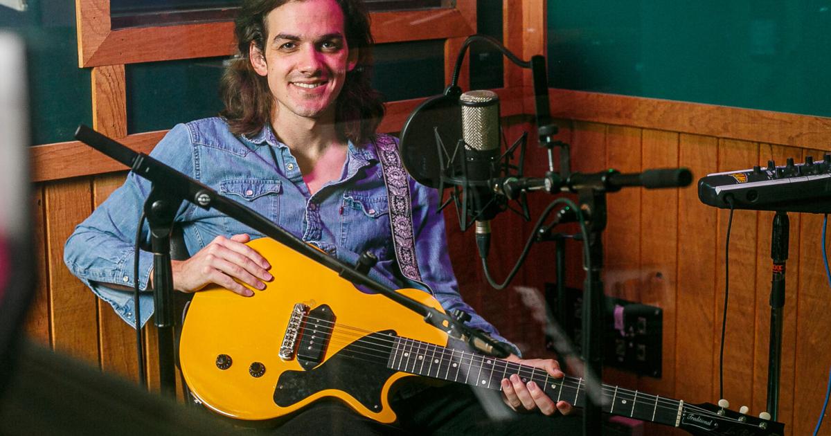 Bay Simpson Singer Bay Simpson: Best songs are about truths in your life | General ...
