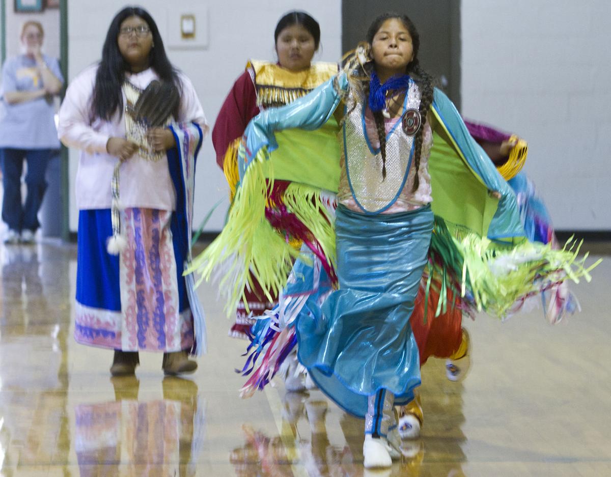 Choctaws Visit Collinwood School Gallery
