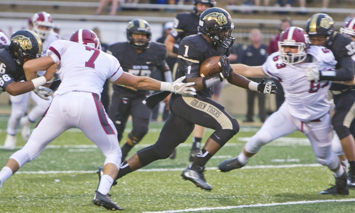 Deshler at Russellville Football Gallery