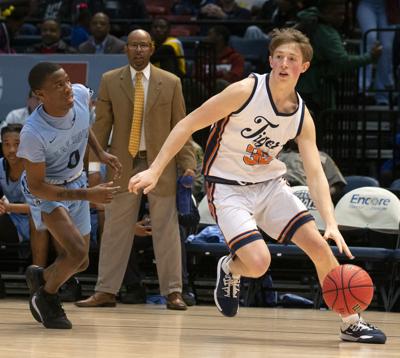Five Local Players Chosen For Ahsaa North South All Star
