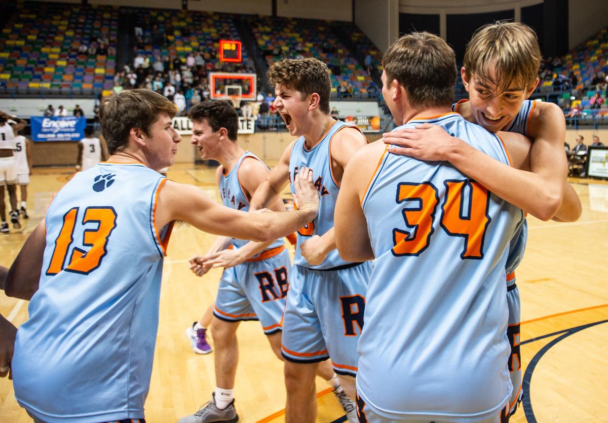 Class 2a Nw Regional Red Bay Boys Beat Vincent Advance To State