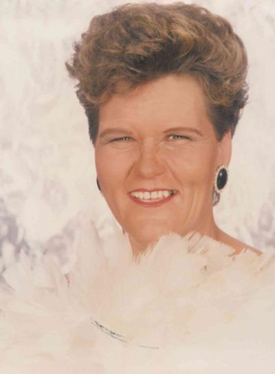 F.4.4.19 Glenda May.jpg